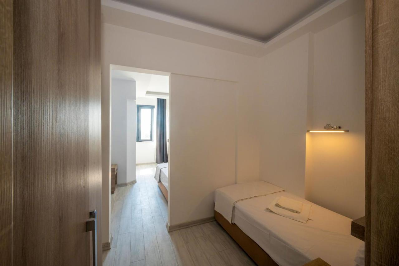 Okda Hotel Istanbul Exteriör bild