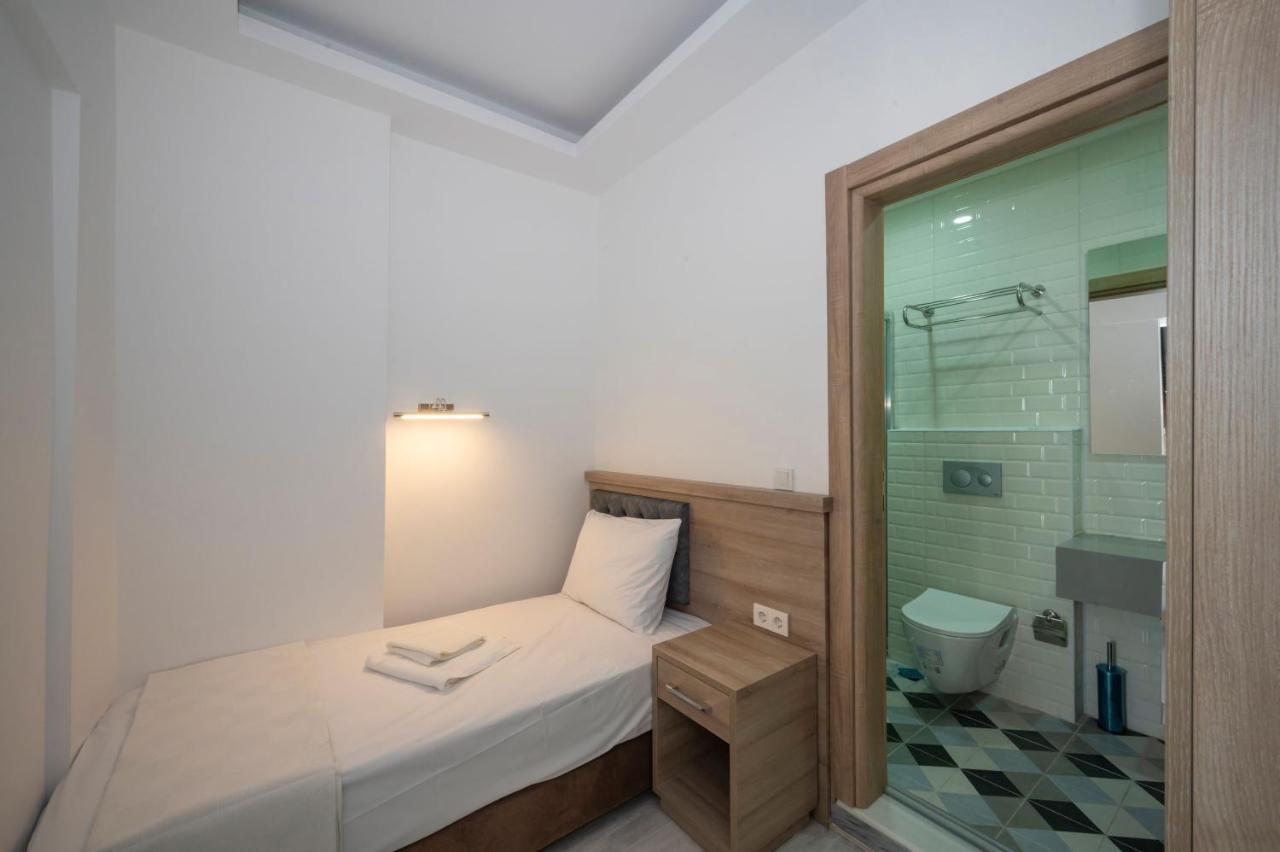 Okda Hotel Istanbul Exteriör bild